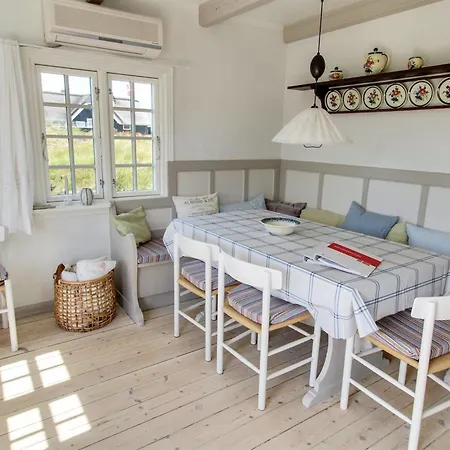 Liselott - 300m From The Sea By Interhome